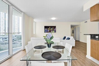 601 NE 23rd St, Unit 703 in Miami, FL - Building Photo - Building Photo