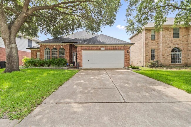 2105 Mossy Trail Dr in Katy, TX - Building Photo - Building Photo
