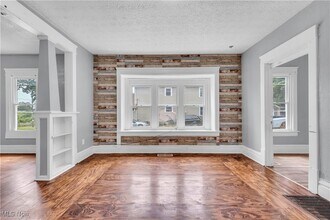 1174 La Croix Ave in Akron, OH - Building Photo - Building Photo