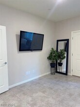 4062 Landriano Ave in North Las Vegas, NV - Foto de edificio - Building Photo