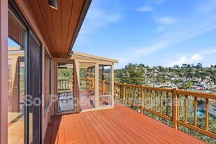 147 Seacliff Dr in Aptos, CA - Building Photo