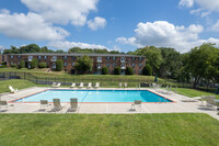 Cambridge Hall Apartments in West Chester, PA - Building Photo - Building Photo