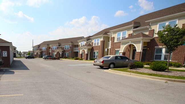 The Commons at Wynne Farms Apartments in Brownsburg, IN - Building Photo - Building Photo