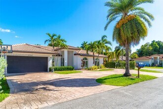 15260 SW 143rd St in Miami, FL - Building Photo - Building Photo