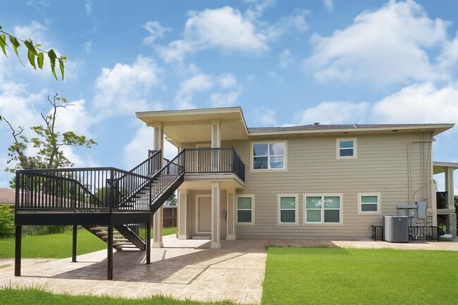 property at 12430 Pecan Ct