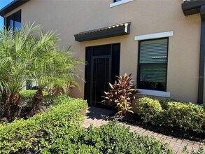 10808 Tarflower Dr in Venice, FL - Building Photo - Building Photo