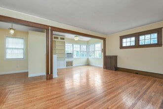 195 Hillside Ave in Leonia, NJ - Building Photo - Building Photo