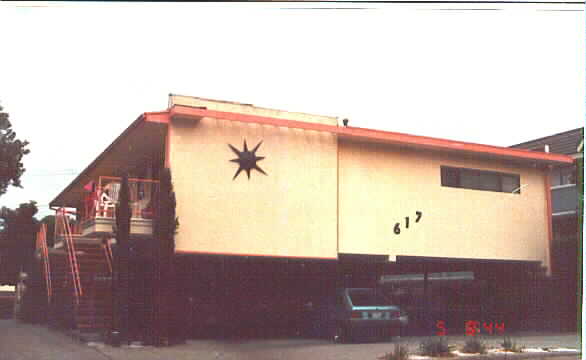 Mound Apartments in South Pasadena, CA - Building Photo