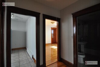 202 Calumet St, Unit 1 in Boston, MA - Building Photo - Building Photo
