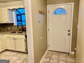 2515 Skyland Trail NE in Atlanta, GA - Building Photo - Building Photo