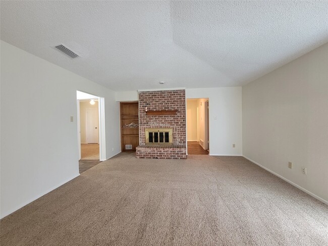 1640 Stroud Ln in Mesquite, TX - Building Photo - Building Photo