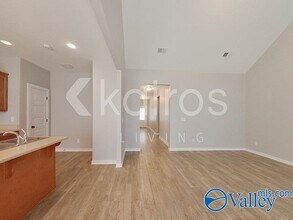 8005 Shadesbrook Dr in Tuscaloosa, AL - Building Photo - Building Photo