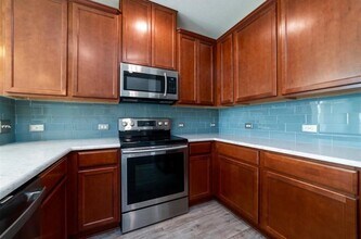 7013 Lickeen Ct in Austin, TX - Building Photo - Building Photo