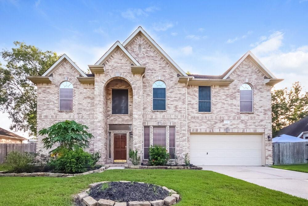 1236 Deer Ridge Dr in League City, TX - Foto de edificio