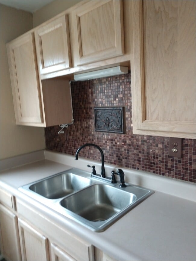 231 Thompson Ave, Unit 231 Thompson ave in Louisville, KY - Building Photo - Building Photo