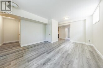 79-79 Hogarth St in Oshawa, ON - Building Photo - Building Photo