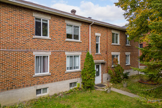 255 45E Av in Montréal, QC - Building Photo - Building Photo