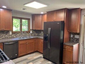 650 Rock City Rd in Ballston Spa, NY - Building Photo - Building Photo