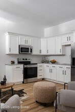 1110 Logan St in Louisville, KY - Building Photo - Building Photo
