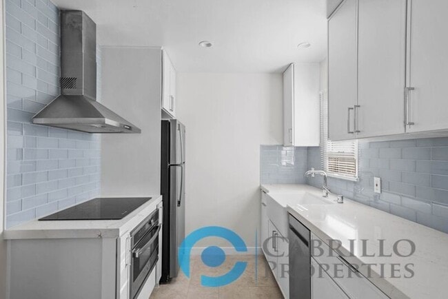 property at 4217 Meade Ave