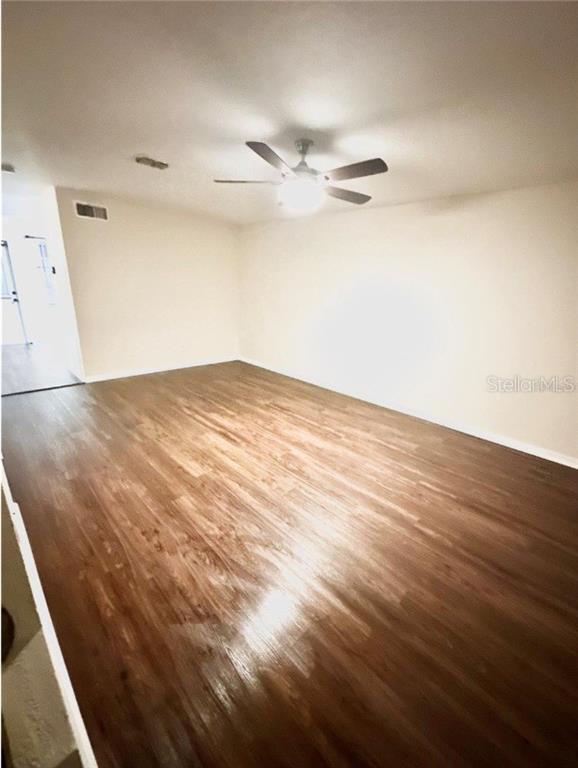 13604 Embassy Park Ct in Dade City, FL - Building Photo - Building Photo