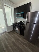 5005 W Ferdinand St, Unit 5005 w unit #1 in Chicago, IL - Building Photo - Building Photo