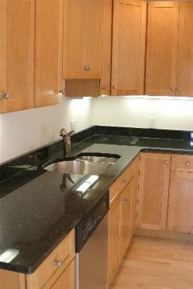 37 Chester St Rentals in Somerville, MA