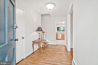 8205 Robin Hood Ct in Towson, MD - Building Photo - Building Photo