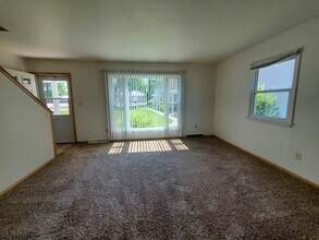 1414.5 S 14th St in Grand Forks, ND - Building Photo - Building Photo