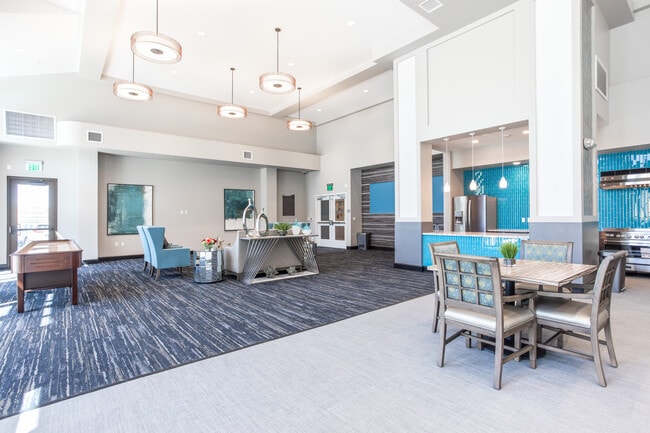 Deer Creek Apartments in San Ramon, CA - Foto de edificio - Interior Photo