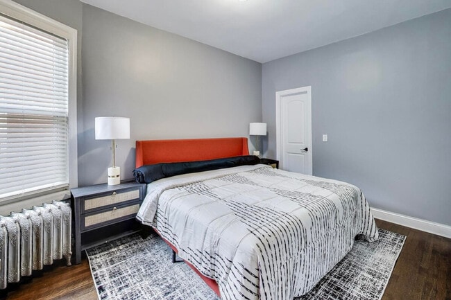 1506 W Thome Ave in Chicago, IL - Foto de edificio - Building Photo