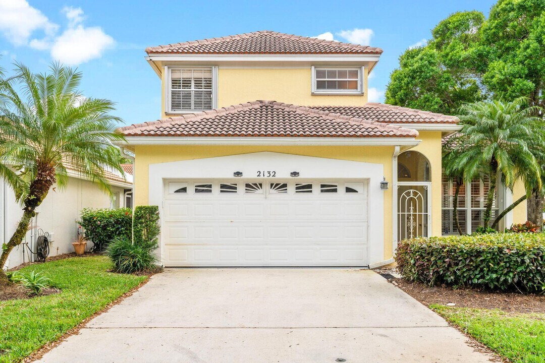 2132 Augusta Trace in Palm City, FL - Foto de edificio