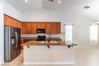 5705 Pacesetter St in North Las Vegas, NV - Building Photo - Building Photo