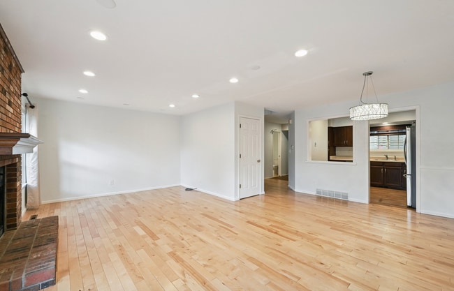 6736 S Poplar Ct in Centennial, CO - Building Photo - Building Photo