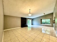 5118 Moonshadows Dr photo'