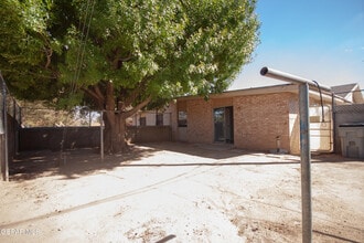 8153 St Andrew Ln in El Paso, TX - Building Photo - Building Photo