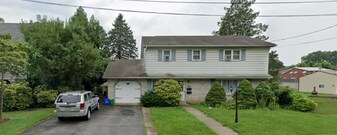 1413 Spring St in Bethlehem, PA - Building Photo