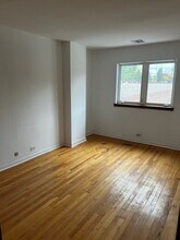 6840 W North Ave, Unit 2D in Chicago, IL - Foto de edificio - Building Photo
