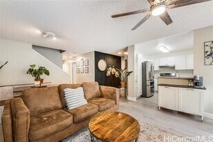 87-103-103 Kulahelela Pl in Waianae, HI - Building Photo