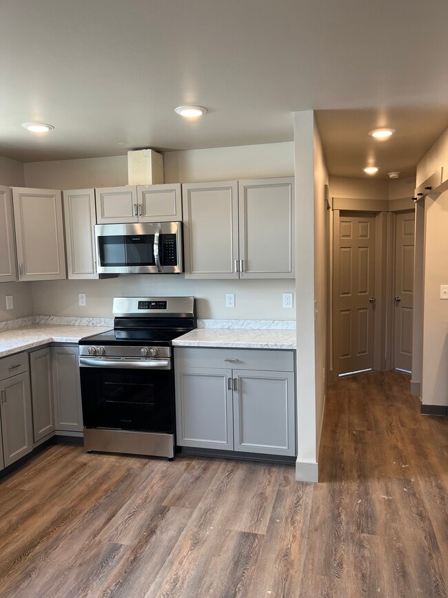 608 S Jackson St, Unit C