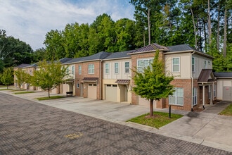 1701 North in Chapel Hill, NC - Foto de edificio - Building Photo