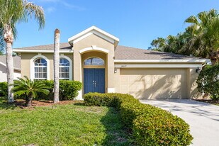 34627 Smart Dr in Zephyrhills, FL - Building Photo