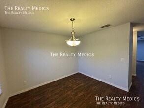 1328 Karok St in Orlando, FL - Building Photo - Building Photo