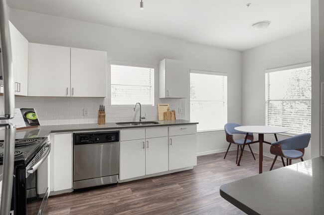 Cortland River Place in Austin, TX - Building Photo - Building Photo