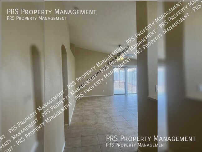 1737 E Palo Verde St in Gilbert, AZ - Building Photo - Building Photo