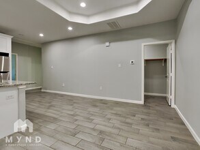 16919 Balmoral St in Montgomery, TX - Foto de edificio - Building Photo