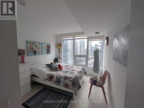 70-1770 Queens Wharf Rd in Mississauga, ON - Building Photo - Building Photo