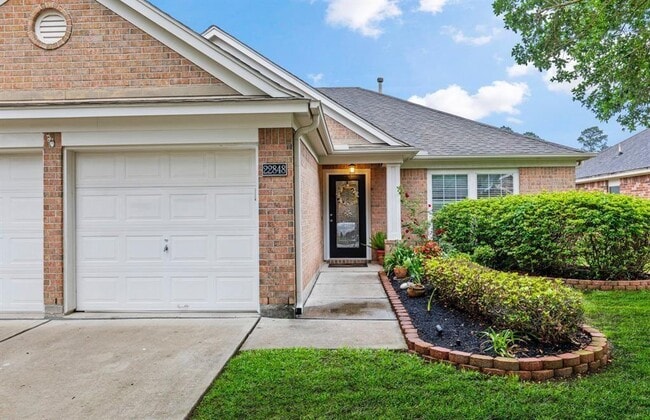 22848 Lantern Hills Dr in Kingwood, TX - Building Photo - Building Photo