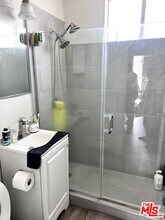 1227 Normandie Ave in Los Angeles, CA - Building Photo - Building Photo