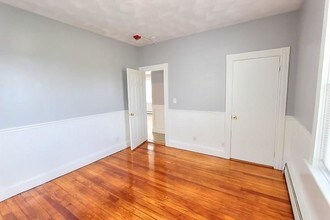 524 Charles St-Unit -1R in Providence, RI - Building Photo - Building Photo